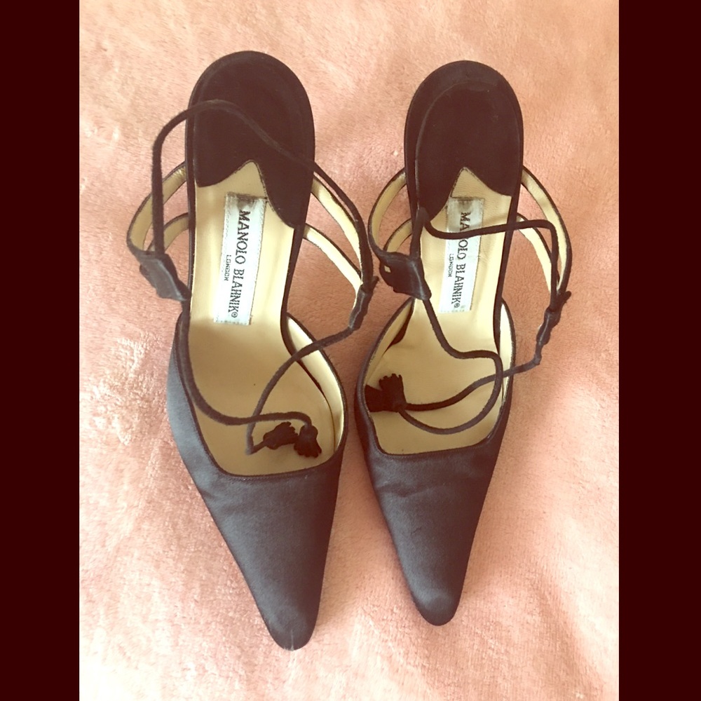 Ankle wrap tassel
